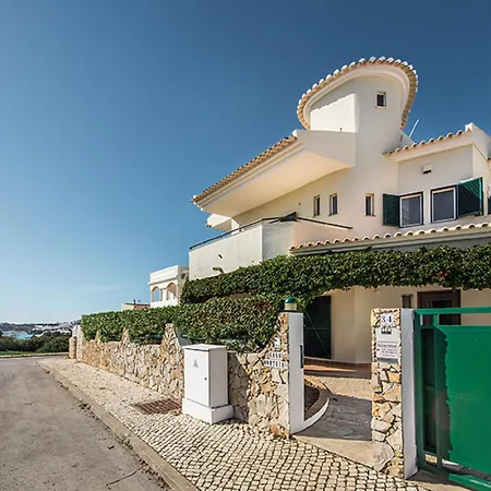 Monteiro V4 - Vip By Interhome *