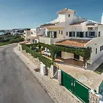 Monteiro V4 - Vip By Interhome *