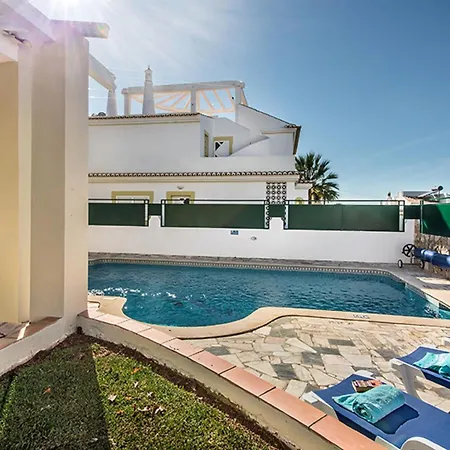 Monteiro V4 - Vip By Interhome