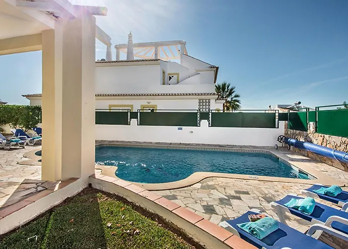 Monteiro V4 - Vip By Interhome