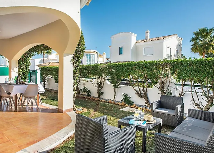 Monteiro V4 - Vip By Interhome