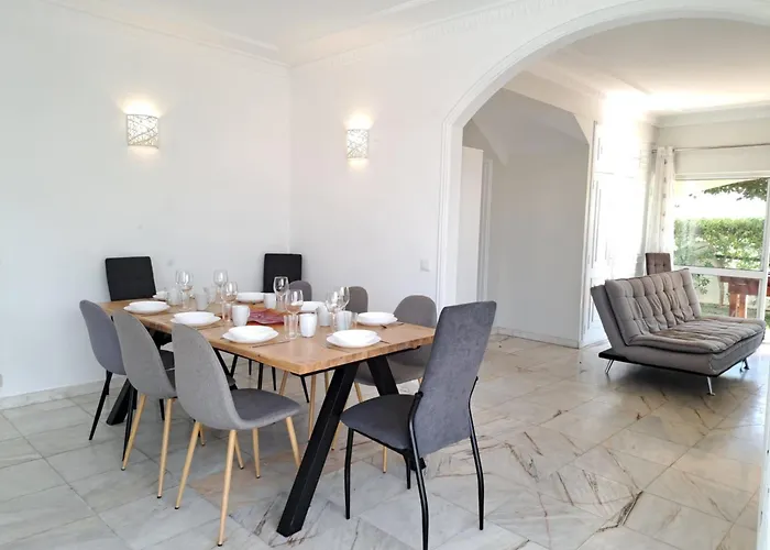 Monteiro V4 - Vip By Interhome